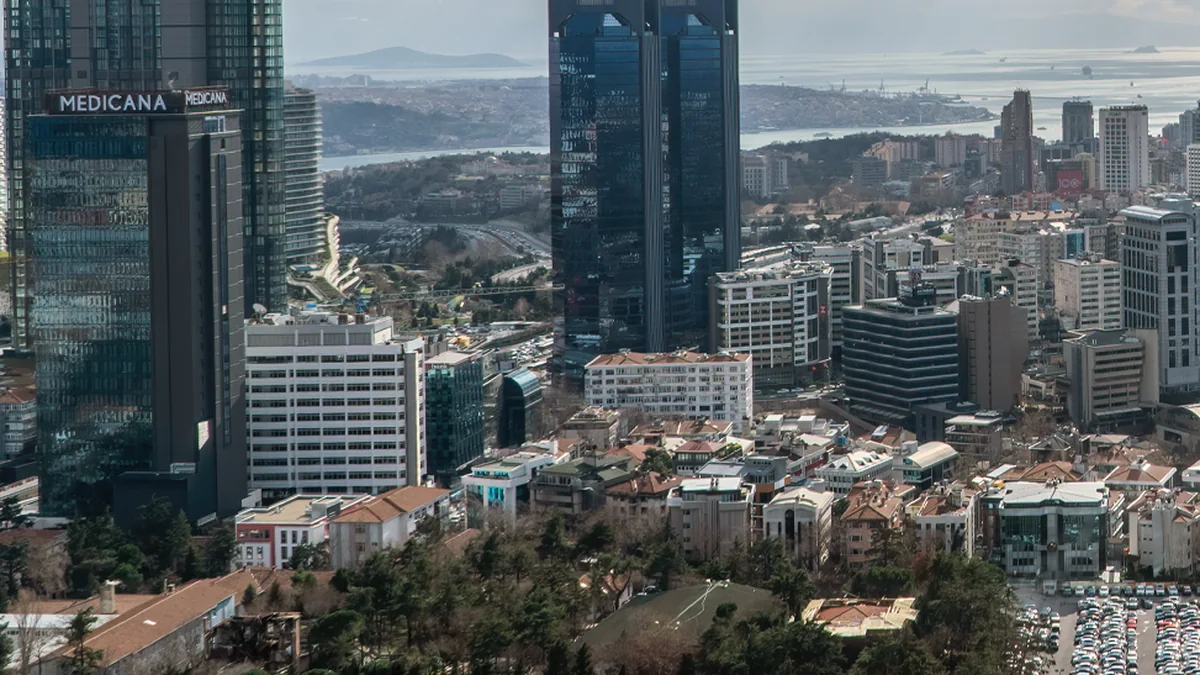 Gayrettepe'de Yeni Bina ve Eski Bina Fiyat Makası Açılıyor mu? — temsili görsel