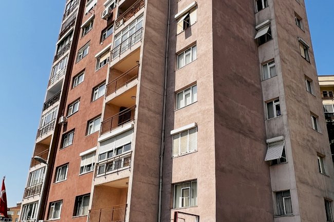 Başak Sokak Altın Apartmanı