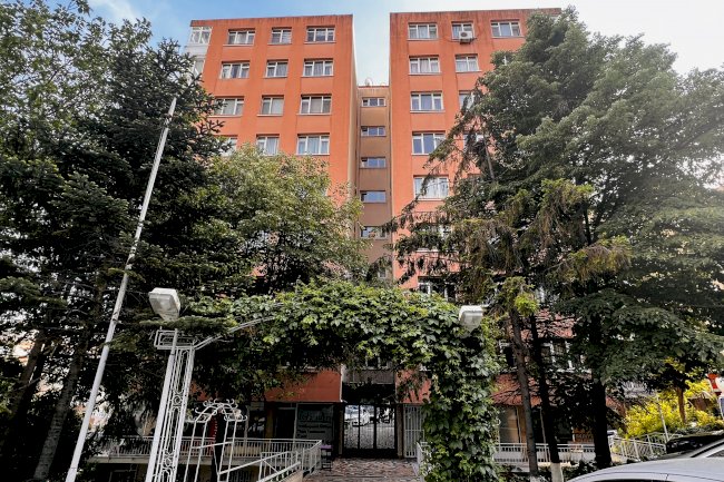 Hoşsohbet Sokak Mine Apartmanı