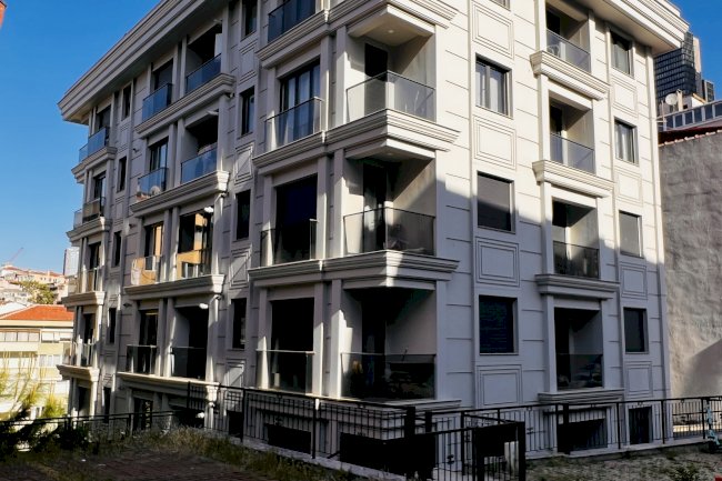Ömer Beşiktaş Sokak Ata Apartmanı
