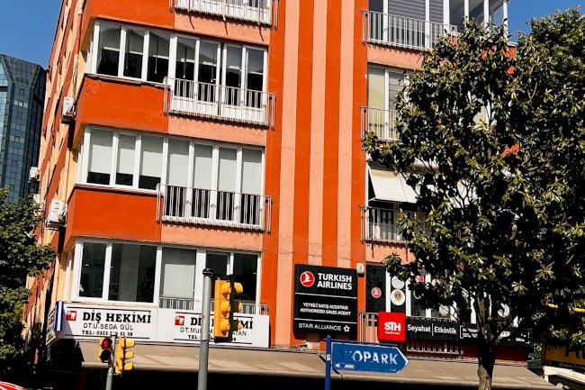 Yıldız Posta Caddesi Tuş Apartmanı