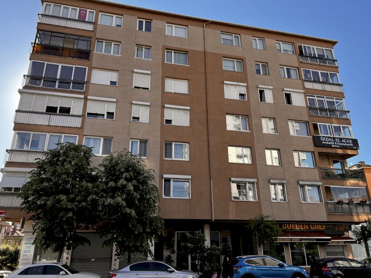 Cemil Aslan Güder Sokak Bahar Apartmanı